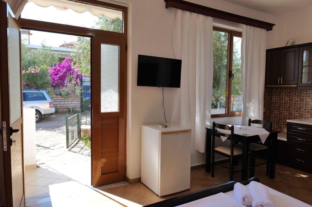 Vita Apartment - Spacious Garden And Balcony 5 Min To Beach & Center Ксаміл Екстер'єр фото