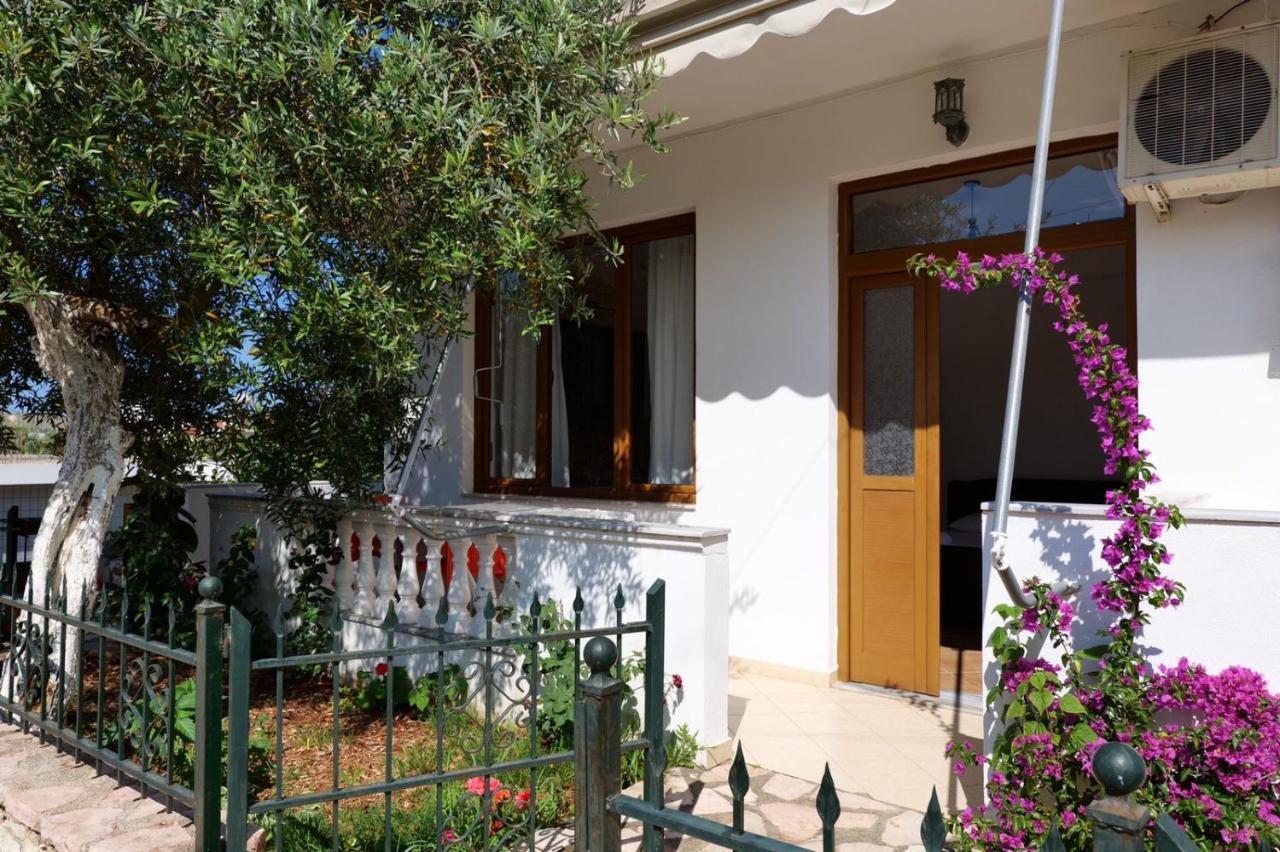 Vita Apartment - Spacious Garden And Balcony 5 Min To Beach & Center Ксаміл Екстер'єр фото