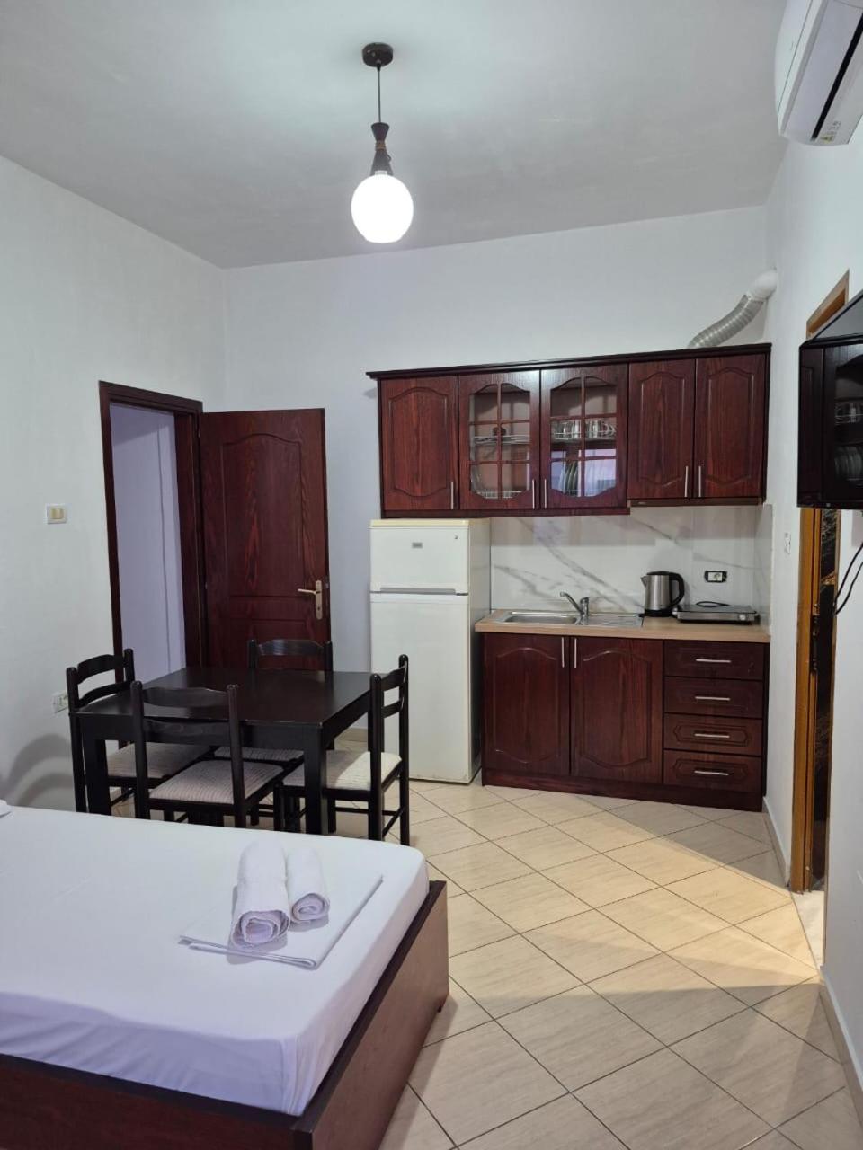 Vita Apartment - Spacious Garden And Balcony 5 Min To Beach & Center Ксаміл Екстер'єр фото